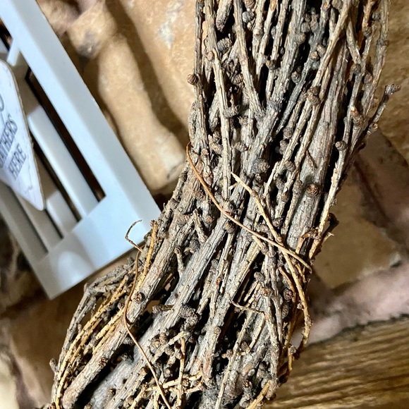 Grapevine Floral Wreath 18” SALE!!!! - Picture 13 of 13